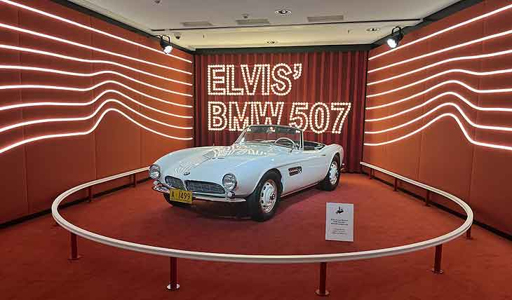 Zusätzlich für die Besucher der 100 Jahre BMW Motorrad Jubiläumsausstellung im BMW Museum interessant: der Raum zum Elvis BMW 507  seit Januar 2023 (Foto: BMW Martin Schmitz)